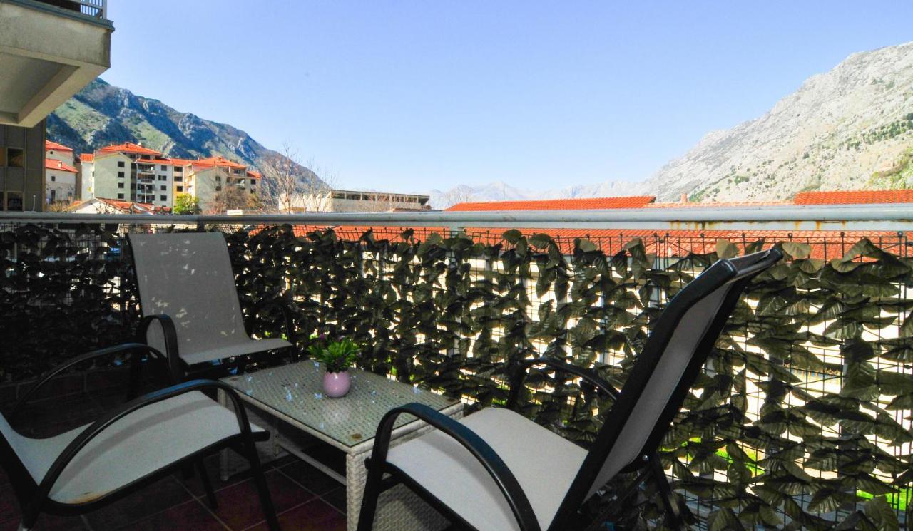 Apartment Luka & Sons Kotor Buitenkant foto